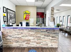 Super 8 by Wyndham Clear Lake, pet-friendly hotel in Clear Lake