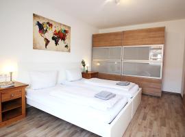 Generous & bright flat - private Parking, daylight bathroom - by homekeepers、Zell am Mainのアパートメント