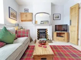 Sparrow Cottage - Westbourne
