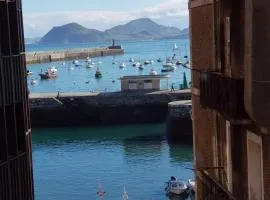 Coqueto apartamento con vistas al mar y puerto de Castro Urdiales