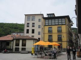 La Refierta, hotel v mestu Cangas del Narcea