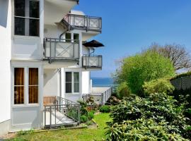 Ferienwohnung Hafenliebe, Villa Vilmblick mit Meerblick, hotel in Lauterbach