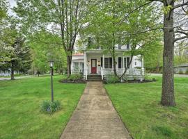 Historic Westfield Home 2 Mi to Lake Erie!, hótel í Westfield