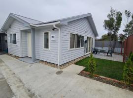 Brand New Home - Central Masterton, holiday home in Masterton