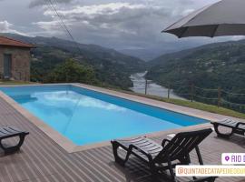 Quinta de Catapeixe Douro River, отель с парковкой в городе Magrelos