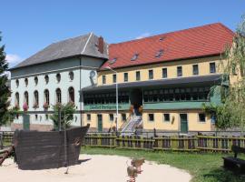 Gasthof Hertigswalde, недорогой отель в городе Зебниц