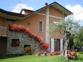 Nel Giardino Degli Ulivi, hotel in Castelnuovo Magra