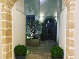 Satyria Apartments, hotel a Taranto