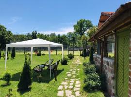 Villa Garden: Falkovets şehrinde bir konukevi