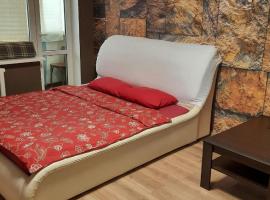 Тихий lux, левый берег, Караван, Hotel in Nizhnedneprovsk