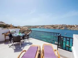 Harbour Lights Seafront Penthouse, with large terrace with stunning panoramic sea views - by Getawaysmalta