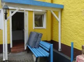 gelbeshaus1