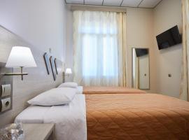 Amalia City Rooms, alojamento na praia em Quios