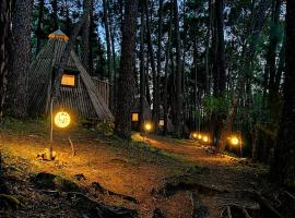 Glamping The Teepee, location de vacances à Mombeltrán