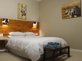 GlassTree B&B, room in Bredasdorp