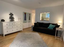 Fewo am kleinen Hafen、ユーバーリンゲンのホテル