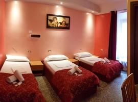 Viesnīca Legend R.G. Romā