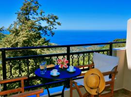 House in Εndless green - Arethousa, Ikaria, hotel sa Évdhilos