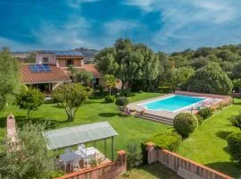 Sardinia Family Villas - Villa Adina with private pool in Arzachena