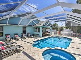 Modern Beach Retreat with Pool, Hot Tub, and Patio!, hotel com estacionamento em Fort Myers