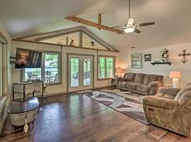 Spacious and Elegant Mountain View Cabin with Deck!