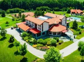 Bakony Resort - a Felnőttbarát Hotel - Szarvaskút Vendégpark