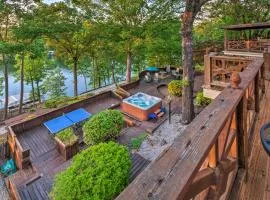 Dock, Hot Tub and Kayaks Luxe Hot Springs Lakehouse