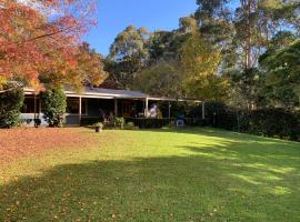 True North - 4BR Home & Garden in Bush Setting with Huge Bath, holiday rental in Bilpin