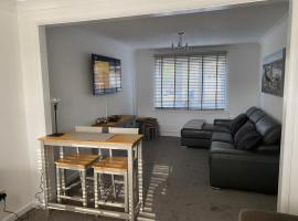 Riverside Park Ground Floor Apartment - St Neots，聖尼奧特斯的公寓