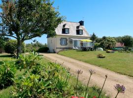 Holiday Home Les Hortensias - KSD101 by Interhome, hotel with parking in Kermaria-Sulard
