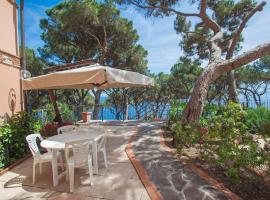 Apartment Capo d'Arco-2 by Interhome, hotel di Capo D'Arco