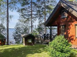 Holiday Home Puolen hehtaarin metsä by Interhome, Ferienunterkunft in Haapaniemi