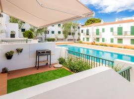 Pregonda 13 Menorca, hotel in Son Parc