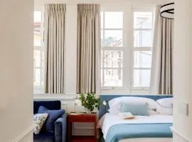 Gran hotel Brillante、にあるアストゥリアス空港 - OVDの周辺ホテル