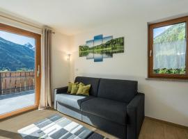 Pfandlerhof Ferienwohnung Grün, hotel i San Martino di Castrozza