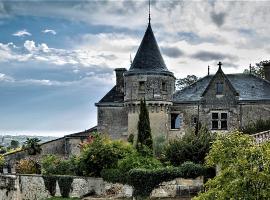 Chateau de la Grave, מקום אירוח B&B בBourg-sur-Gironde