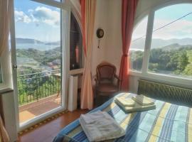 Ai Canarbin - colline di Lerici, hotel in Lerici