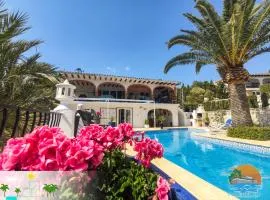 Villa Delfin, 3 tolle Apartements für je 4 bis 6 Personen - in L Alfàs del Pi
