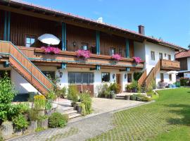 Ferienhof Schauer, hotel blizu znamenitosti Chiemgau Thermen, Bad Endorf