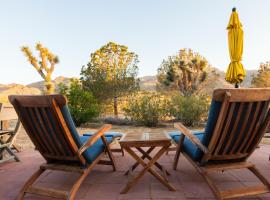 @ Marbella Lane - 10 Acres Oasis Desert Retreat!, hotel near Eureka Peak, Joshua Tree
