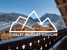 Chalet Muguet Gauche with Hot Tub Sleeps 10 Central Morzine, hotel in Morzine