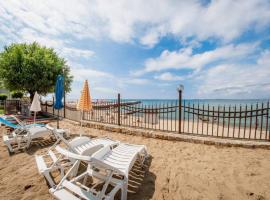 Messambria Fort Beach - Premium Apartments, vakantiewoning aan het strand in Elenite