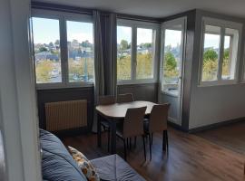 F2 Vire centre, vacation rental in Vire