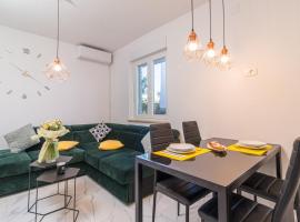 Three waves Apartment NEW