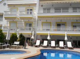 Ioli Apartments, serviced apartment in Limenas