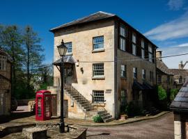 Oliver Cromwell, apartment in Winchcombe