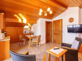Haus Sonneck Ferienwohnungen GbR, hotel v destinaci Reit im Winkl