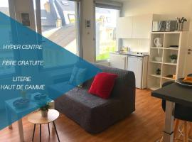 HYPER CENTRE - WIFI FIBRE GRATUIT - JERGWELOH - Le Parisien: Caen, Racecourse of Caen yakınında bir otel