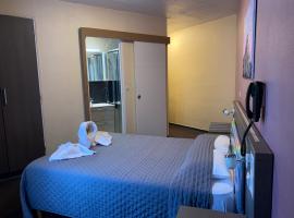 Aero Hotel, hotell i Issy-les-Moulineaux