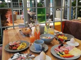 Stadtoase Kolping Hotel, hotel near Blue Danube Airport Linz - LNZ, Linz